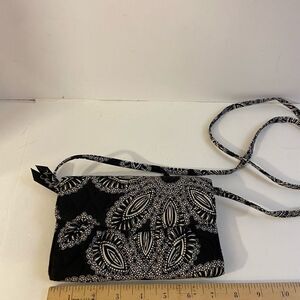 Vera wallet‎ crossbody quilted black white 7.5x4.5”